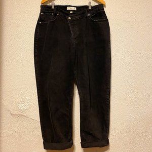 Abercrombie Curve Love Dad Jean Black with Criss-Cross Waistband